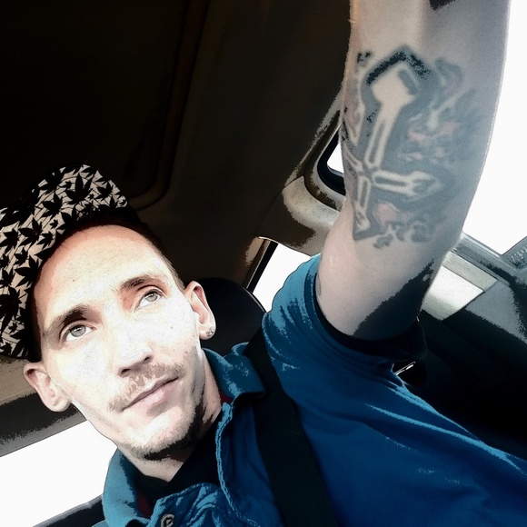 Meet your Posher, Christopher - Picture 1 of 1